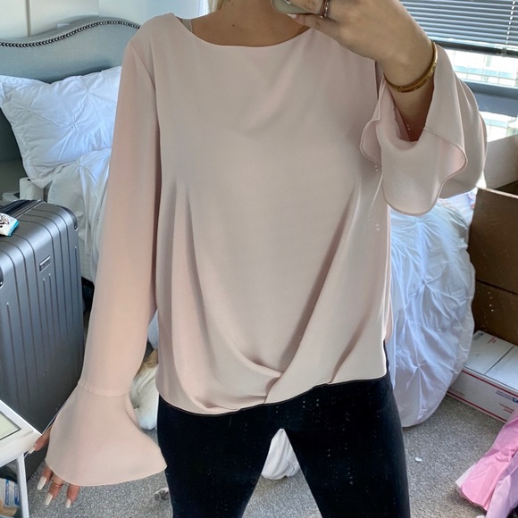 Vince Camuto Tops - Baby pink Vince Camuto bell sleeve blouse